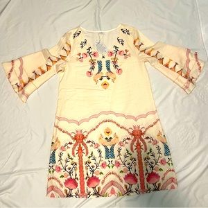 Brand New dress. Size M. Never worn.